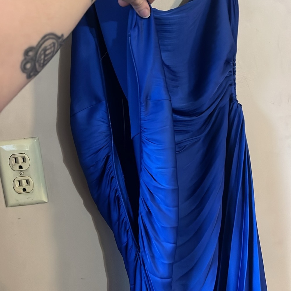 NWT House of Harlow Royal Blue One-Shoulder O-Ring Pleated Gown Large - Picture 12 of 12